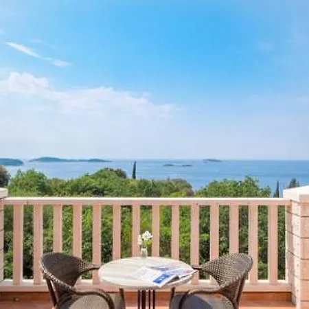 Panorama Hotel 3*